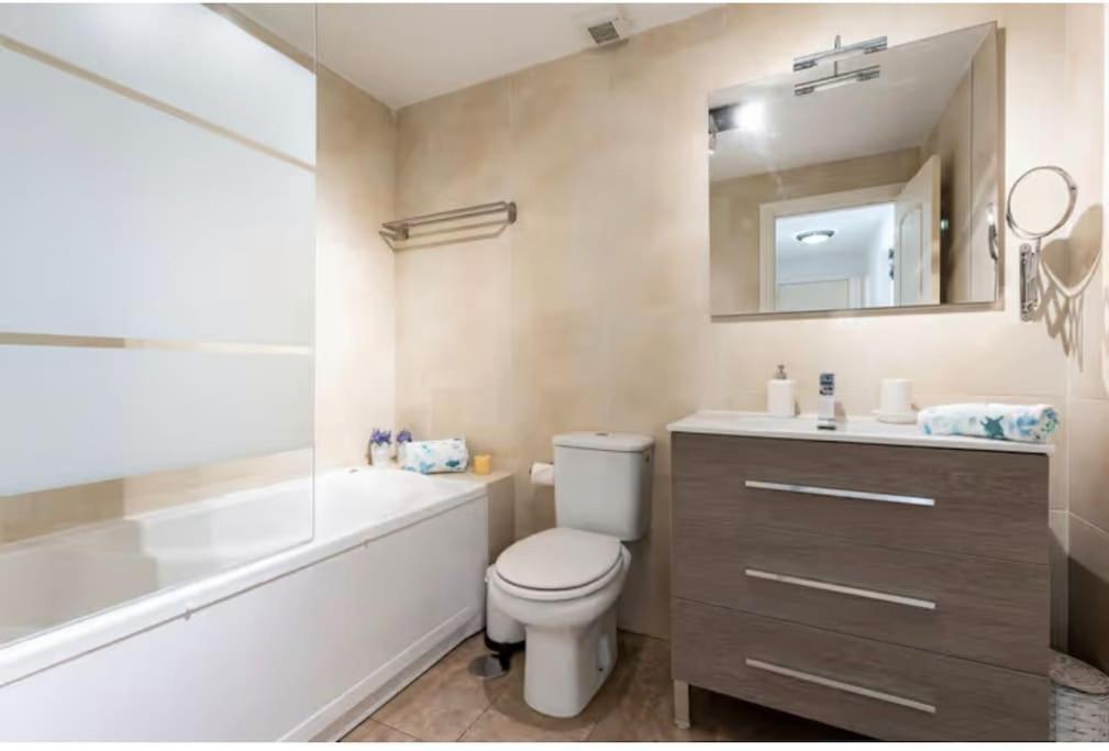 Magnificas Vistas Al Mar Apartment เบนัลมาเดนา ภายนอก รูปภาพ