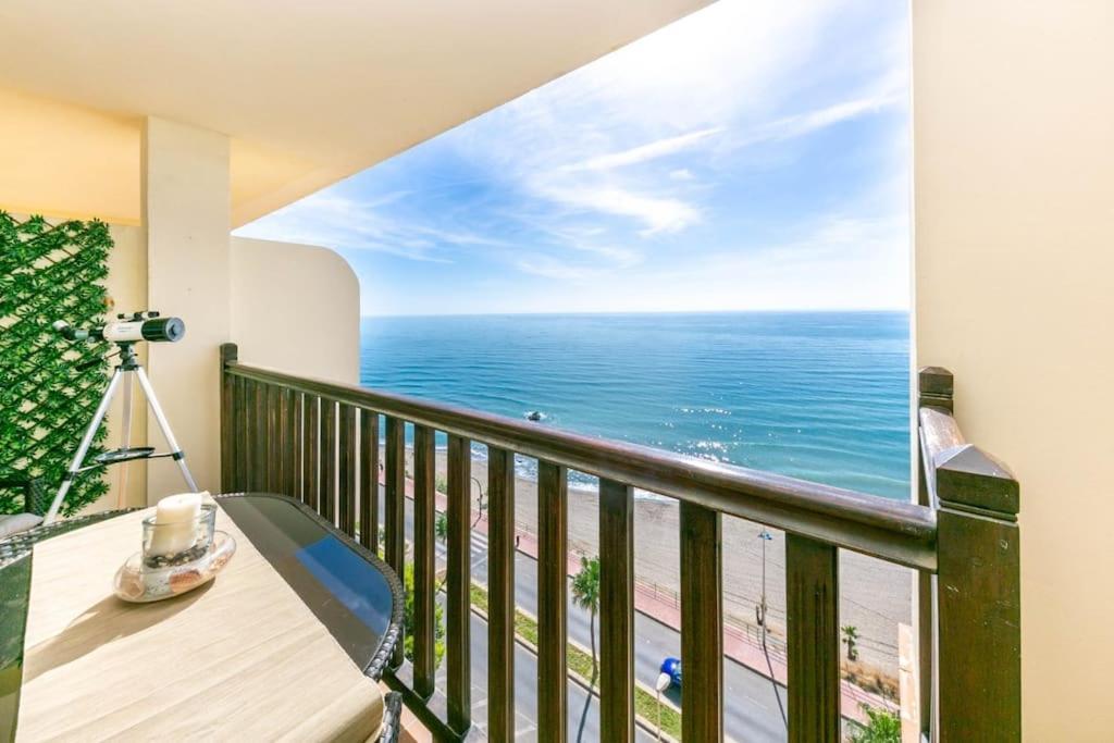 Magnificas Vistas Al Mar Apartment เบนัลมาเดนา ภายนอก รูปภาพ